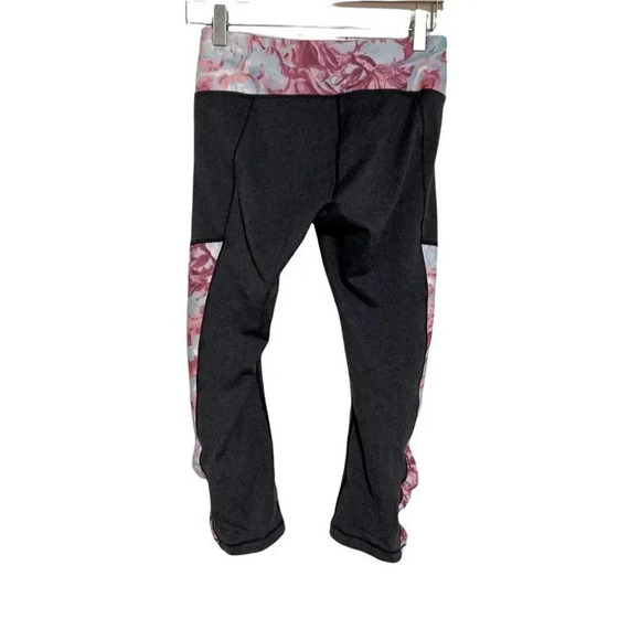 Calia Essential print S gray & pink capri leggings - Picture 3 of 7